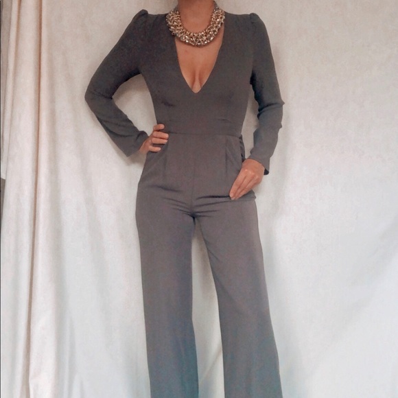 Never worn deep v-neck jumpsuit - Picture 1 of 6